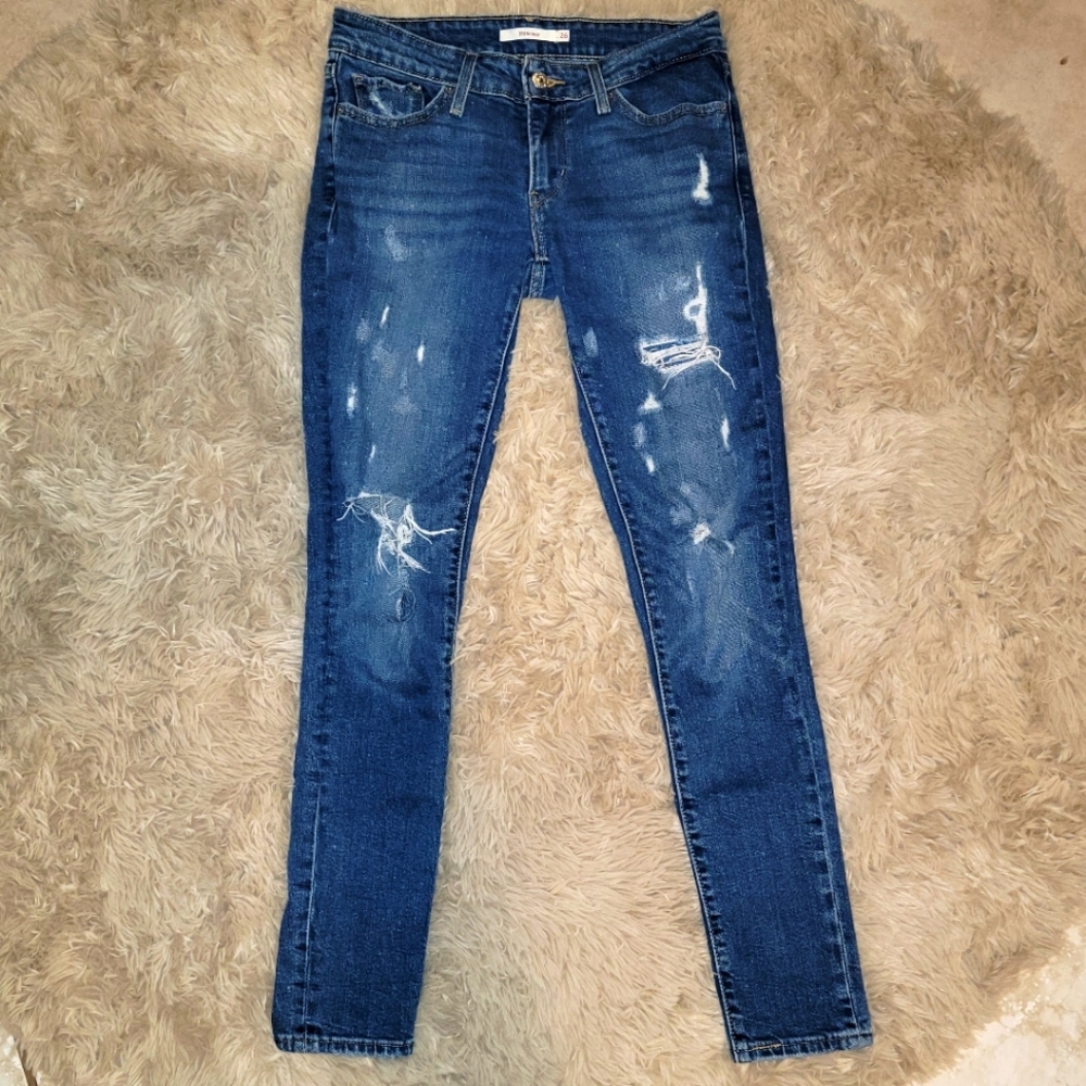 Levi skinny jeans